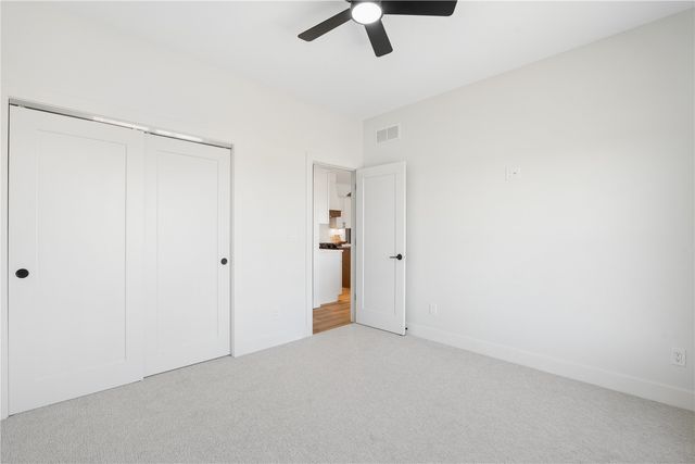 900 Crestview Drive, Solon, IA 52333