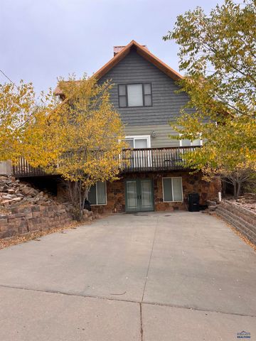 1210 NOWLIN, Rapid City, SD 57702