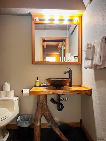 1210 NOWLIN, Rapid City, SD 57702