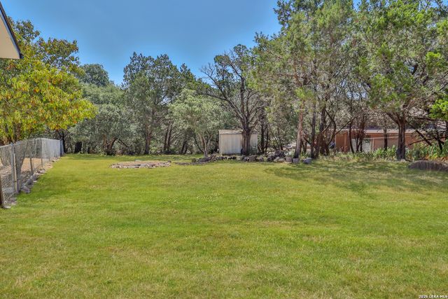 1204 LAKESIDE DR W, Canyon Lake, TX 78133