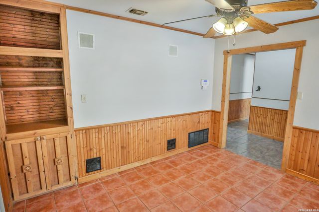 1204 LAKESIDE DR W, Canyon Lake, TX 78133