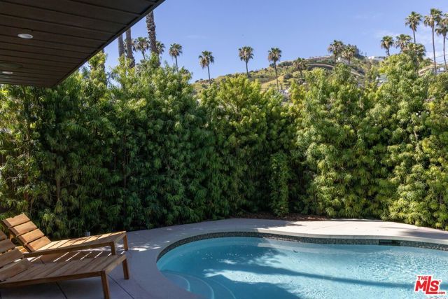 1635 N Genesee Avenue, Los Angeles, CA 90046