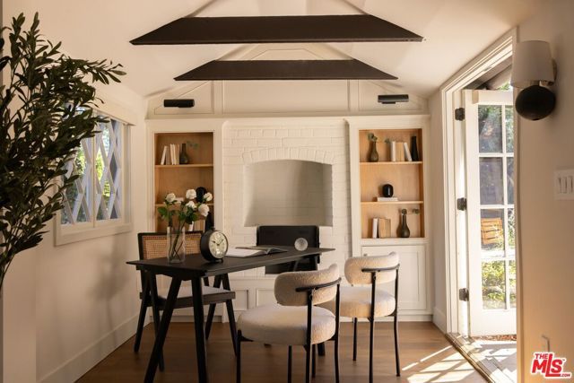 1635 N Genesee Avenue, Los Angeles, CA 90046