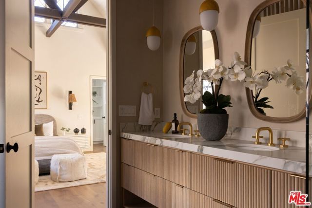 1635 N Genesee Avenue, Los Angeles, CA 90046