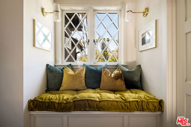 1635 N Genesee Avenue, Los Angeles, CA 90046