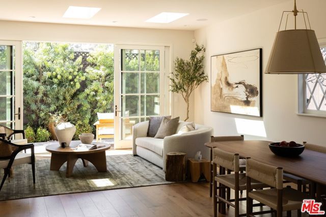 1635 N Genesee Avenue, Los Angeles, CA 90046