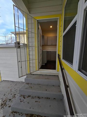 809 Elmwood, San Antonio, TX 78212
