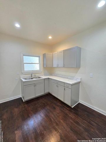 809 Elmwood, San Antonio, TX 78212