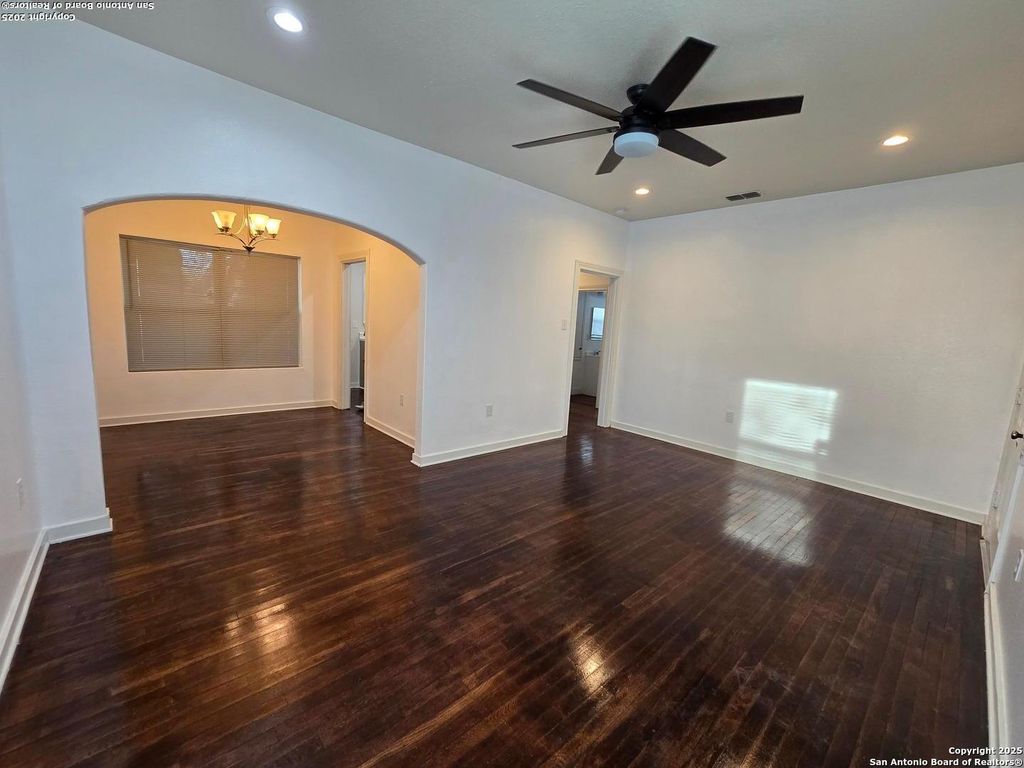 809 Elmwood, San Antonio, TX 78212