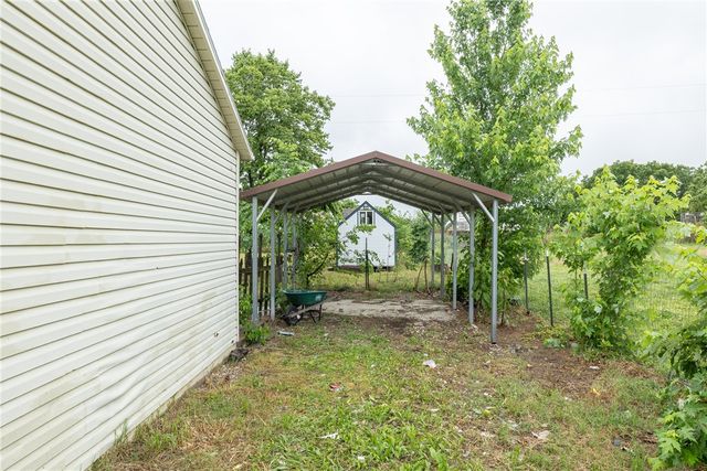 1581 Crestview Avenue, Decatur, AR 72722