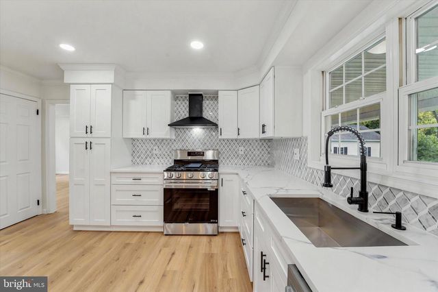 704 CROOKED LN, King Of Prussia, PA 19406