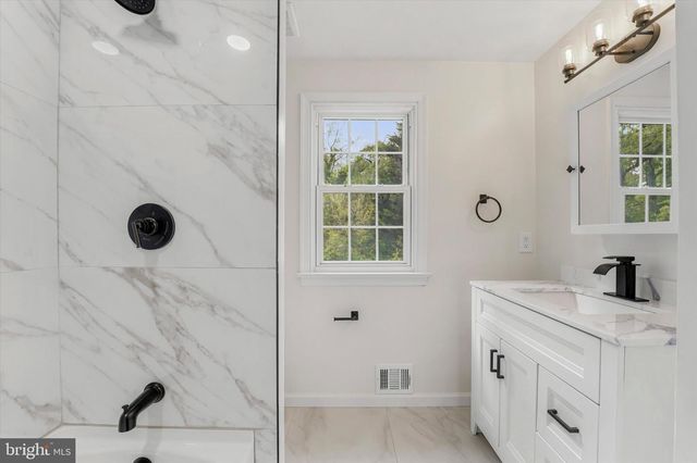 704 CROOKED LN, King Of Prussia, PA 19406