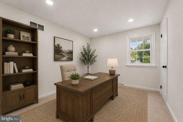 704 CROOKED LN, King Of Prussia, PA 19406