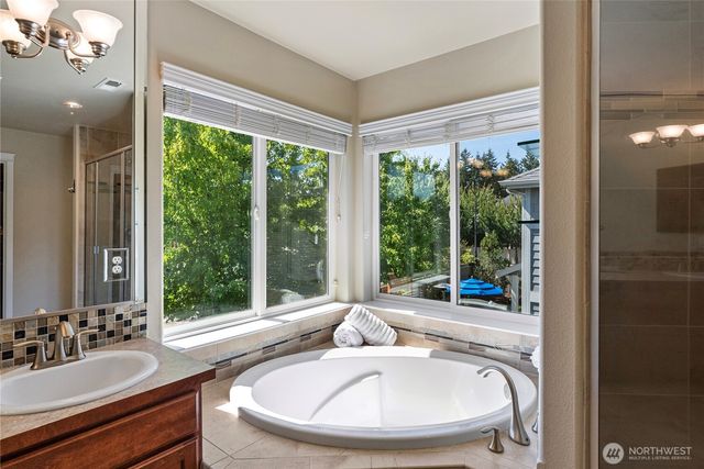 9314 Earhart Street NE, Lacey, WA 98516
