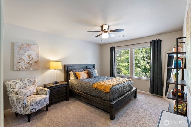 9314 Earhart Street NE, Lacey, WA 98516