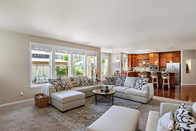 9314 Earhart Street NE, Lacey, WA 98516