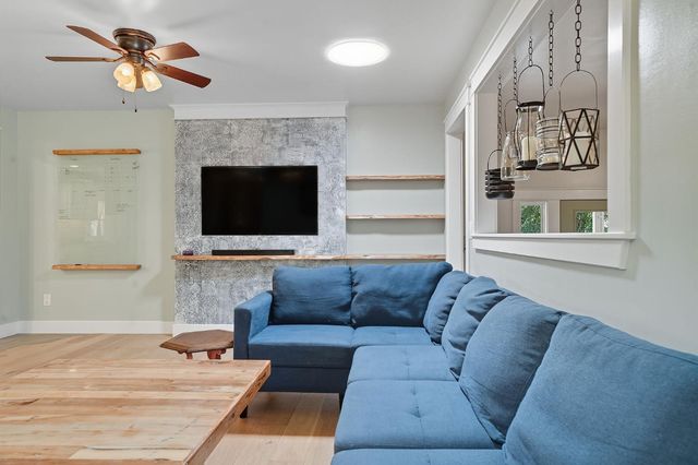 2988 Spring Hill Dr, San Andreas, CA 95249