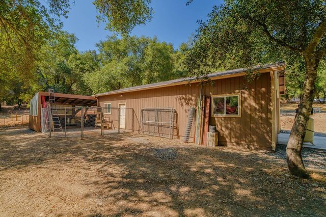 2988 Spring Hill Dr, San Andreas, CA 95249