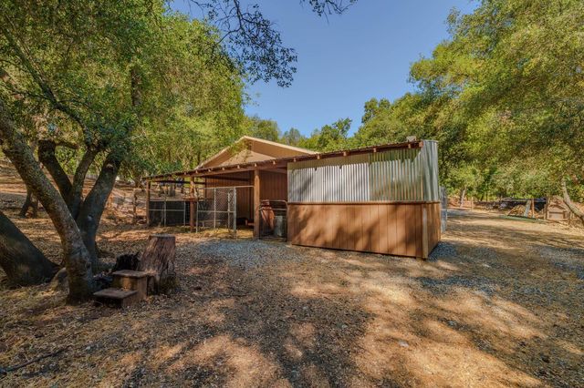 2988 Spring Hill Dr, San Andreas, CA 95249