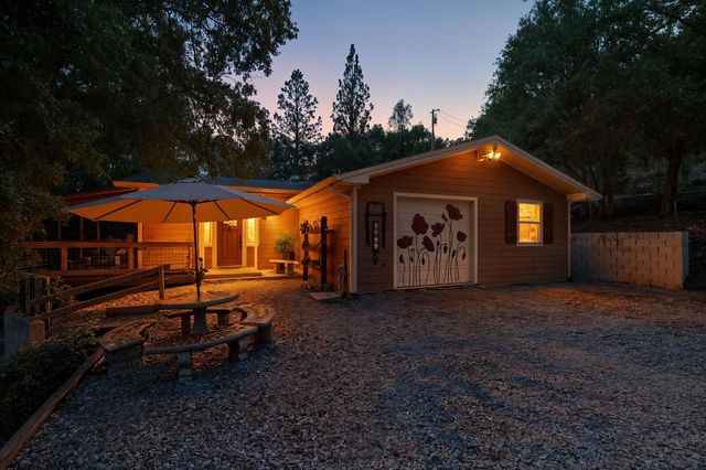 2988 Spring Hill Dr, San Andreas, CA 95249