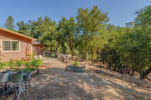 2988 Spring Hill Dr, San Andreas, CA 95249