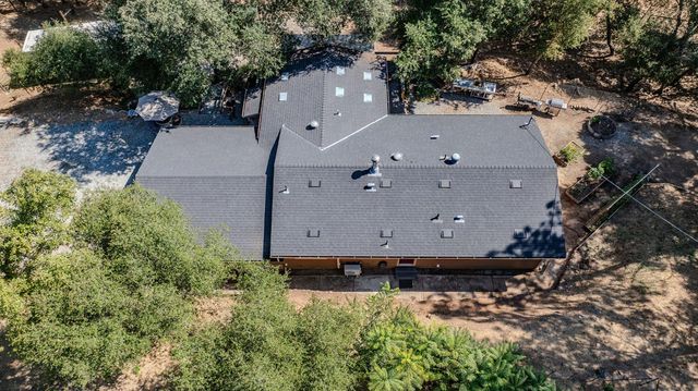 2988 Spring Hill Dr, San Andreas, CA 95249