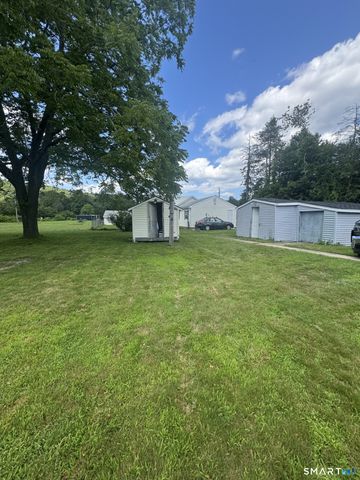 62 Benham Avenue, Waterford, CT 06375