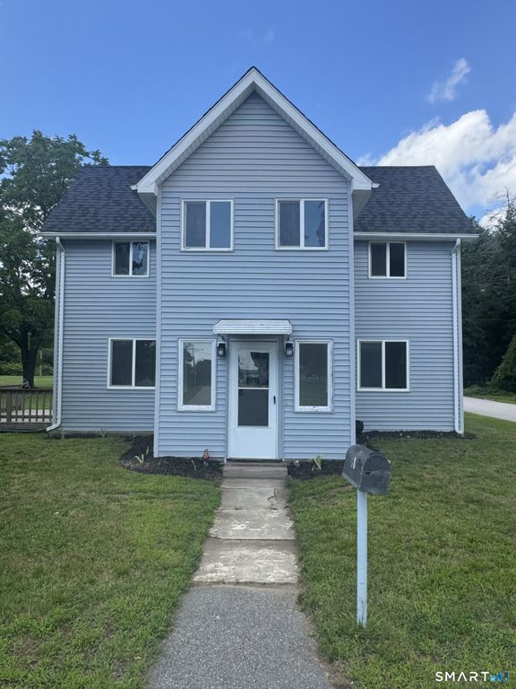 62 Benham Avenue, Waterford, CT 06375