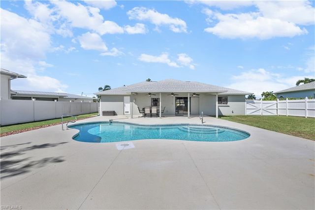 4115 SE 10th PL, Cape Coral, FL 33904