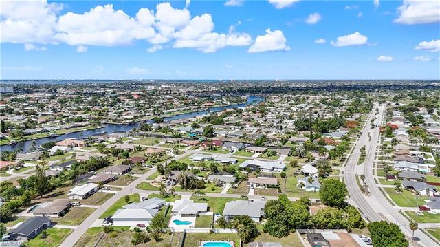 4115 SE 10th PL, Cape Coral, FL 33904