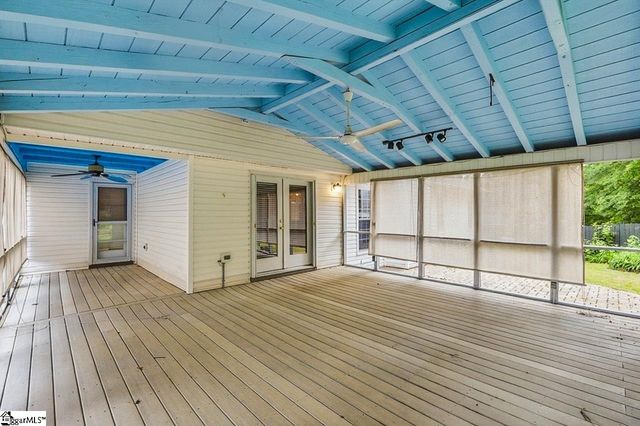 51 Staffordshire Way, Simpsonville, SC 29681