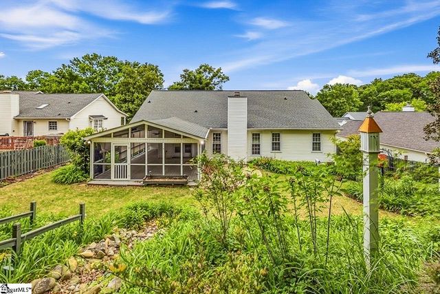 51 Staffordshire Way, Simpsonville, SC 29681