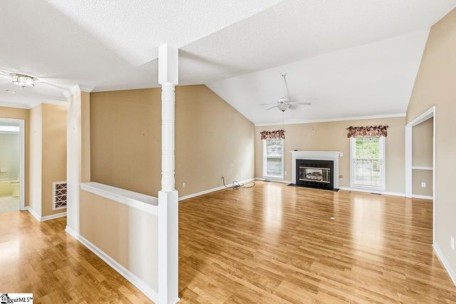 51 Staffordshire Way, Simpsonville, SC 29681