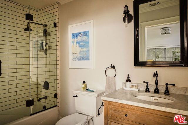 2724 Carmar Drive, Los Angeles, CA 90046