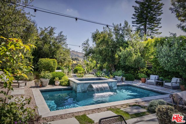2724 Carmar Drive, Los Angeles, CA 90046