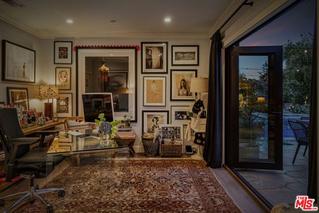 2724 Carmar Drive, Los Angeles, CA 90046