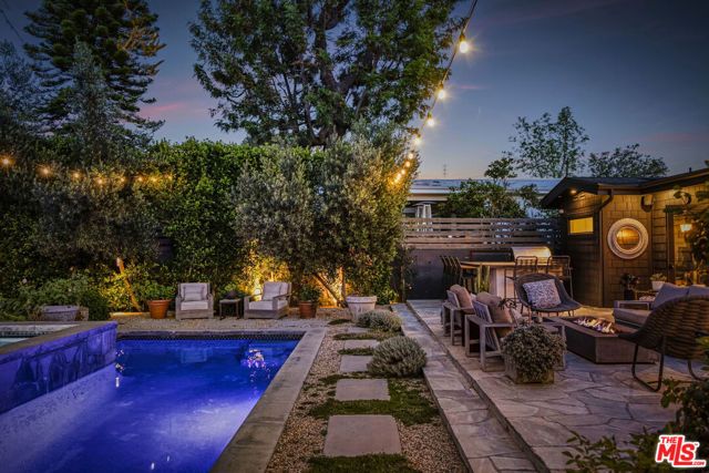 2724 Carmar Drive, Los Angeles, CA 90046