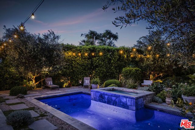 2724 Carmar Drive, Los Angeles, CA 90046