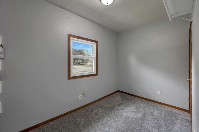 2110 ELM VIEW DRIVE, Green Bay, WI 54304