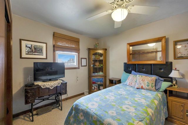 2110 ELM VIEW DRIVE, Green Bay, WI 54304