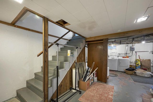 2110 ELM VIEW DRIVE, Green Bay, WI 54304