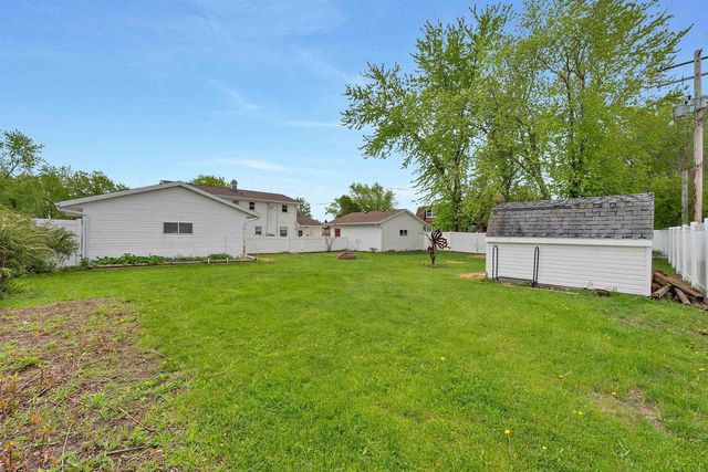 2110 ELM VIEW DRIVE, Green Bay, WI 54304