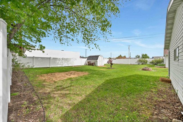 2110 ELM VIEW DRIVE, Green Bay, WI 54304
