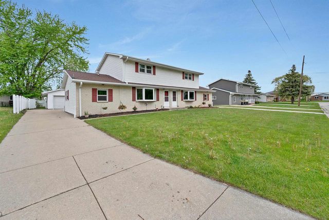 2110 ELM VIEW DRIVE, Green Bay, WI 54304
