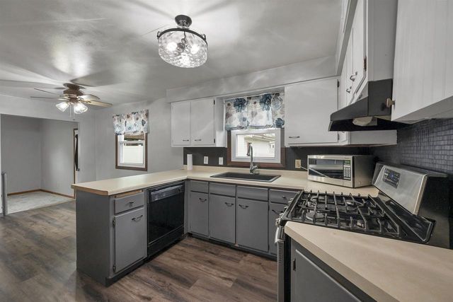 2110 ELM VIEW DRIVE, Green Bay, WI 54304