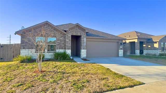 3901 Shiva Dr, Corpus Christi, TX 78410