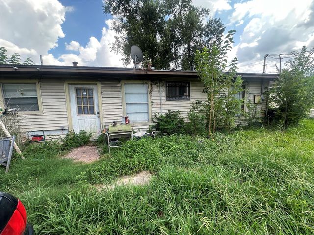 8105 Howard Drive, Houston, TX 77017