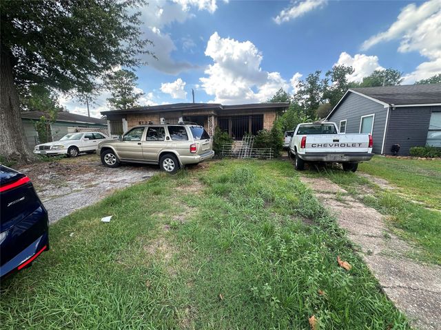 8105 Howard Drive, Houston, TX 77017