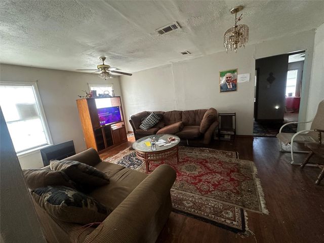 8105 Howard Drive, Houston, TX 77017