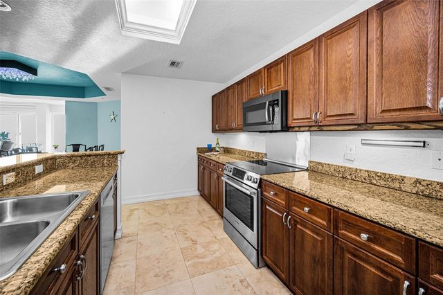 1860 N FORT HARRISON AVENUE 103, Clearwater, FL 33755